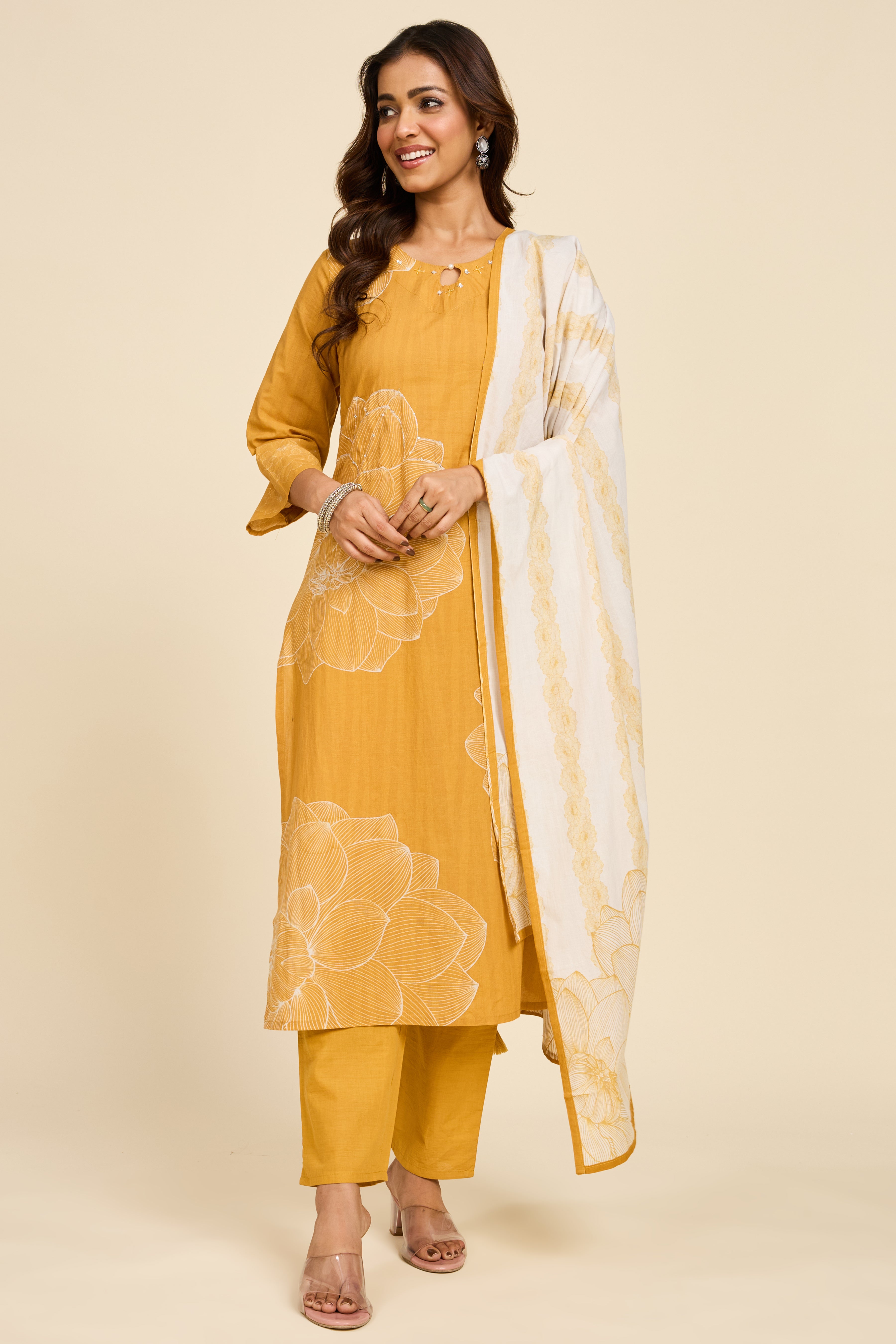 Alaya Select Sunehri Golden Kurta Set