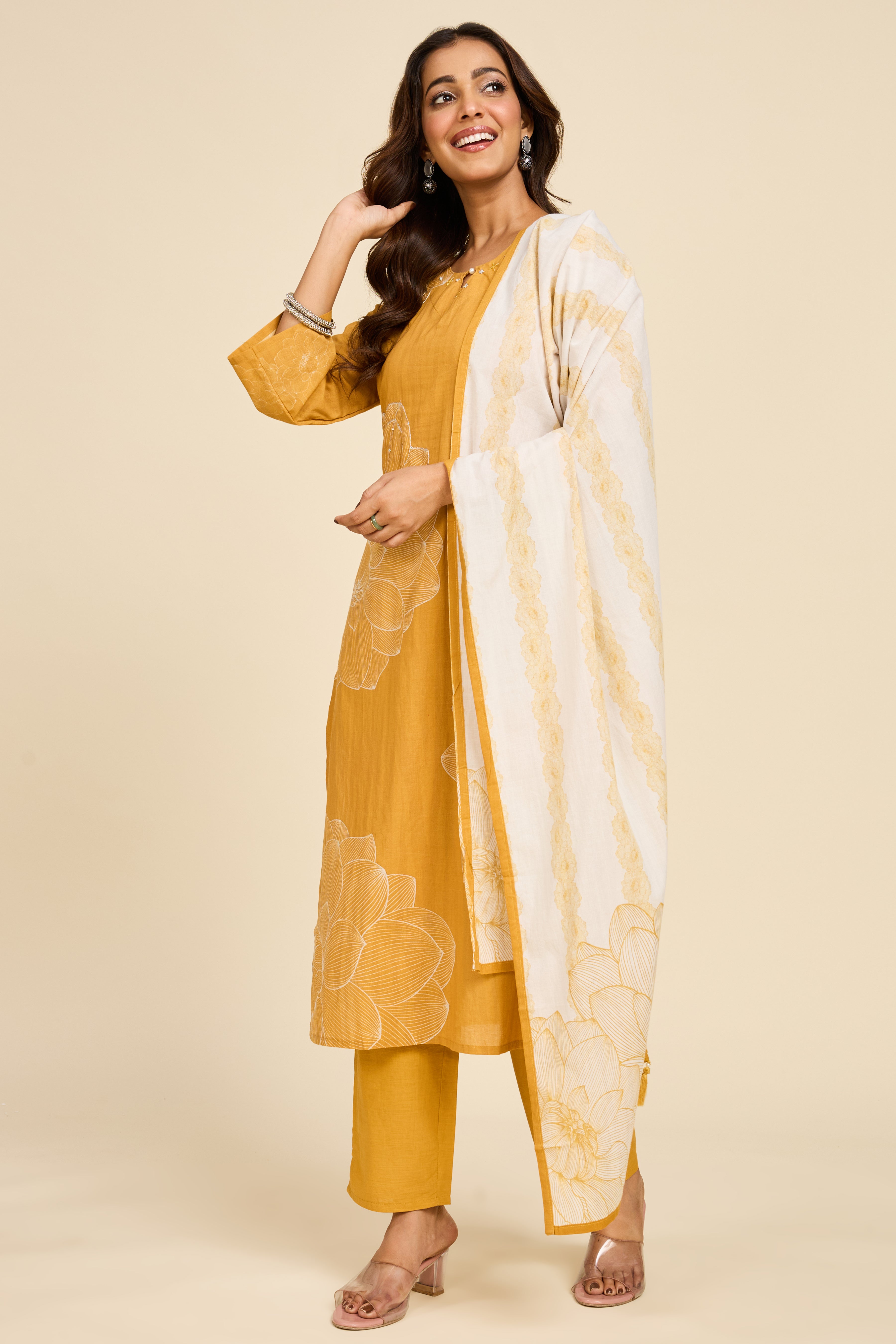 Alaya Select Sunehri Golden Kurta Set