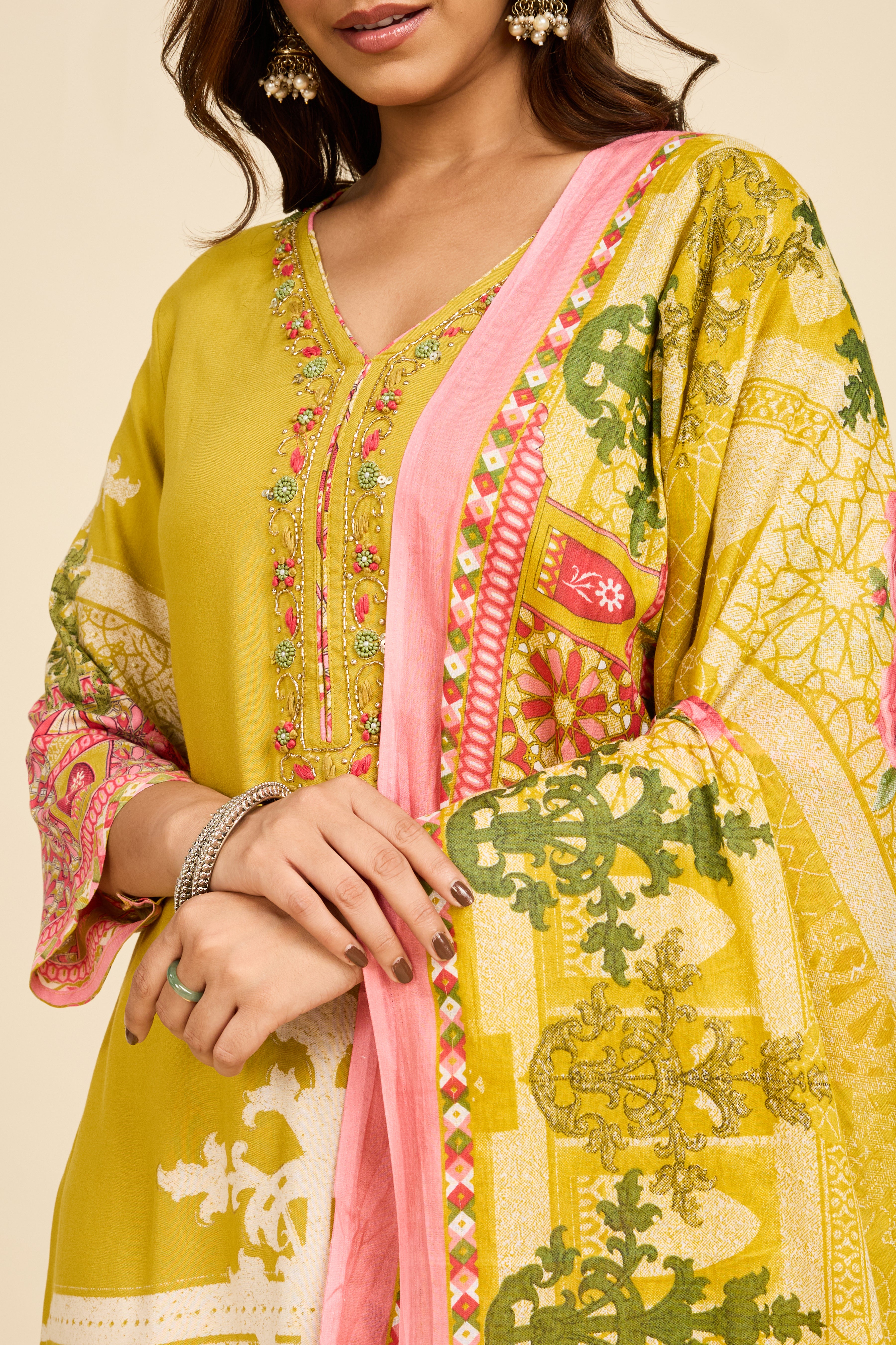 Alaya Select Pista Flora Kurta Set