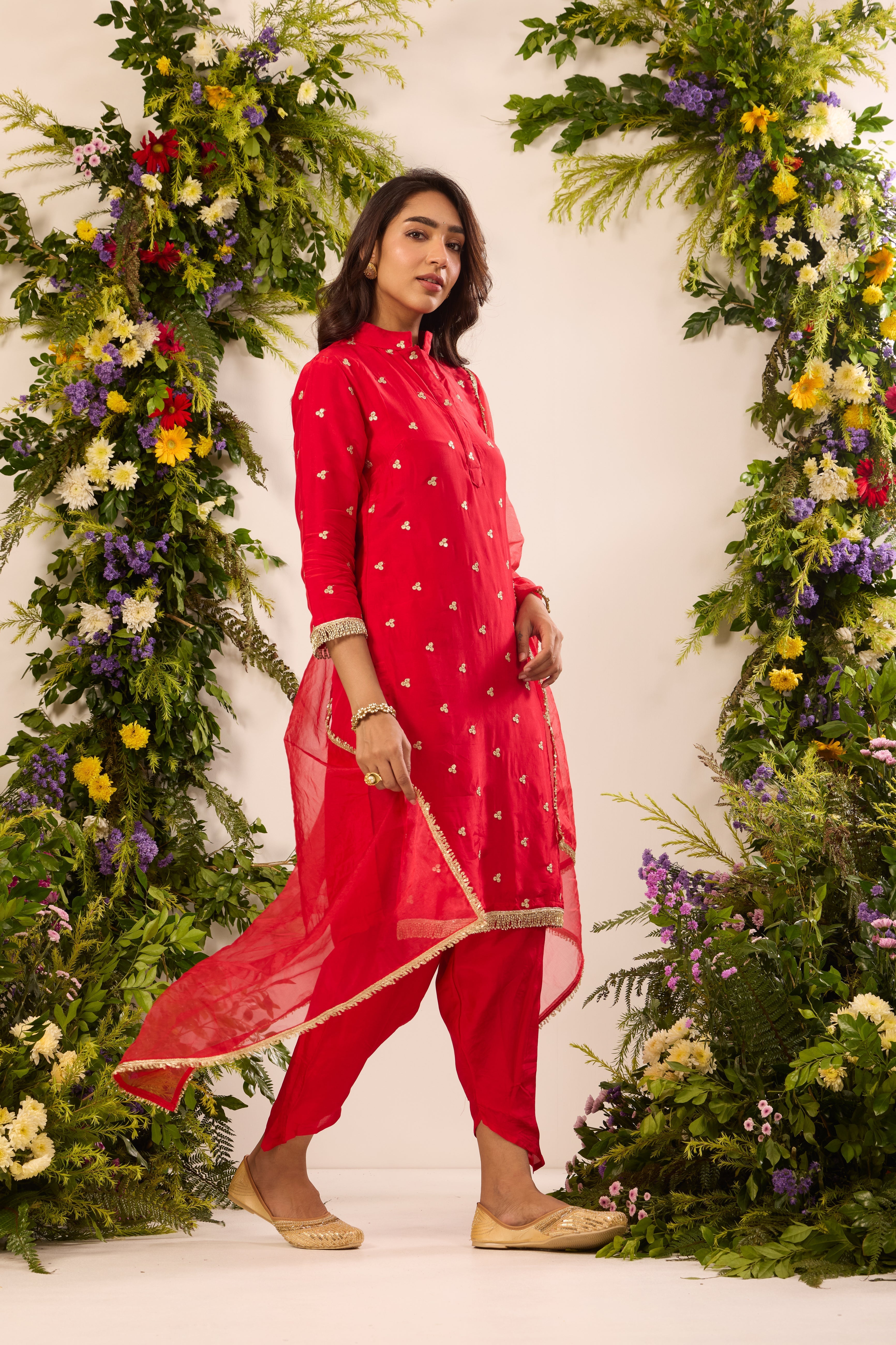 Mastaani Classic Red Kurta Set