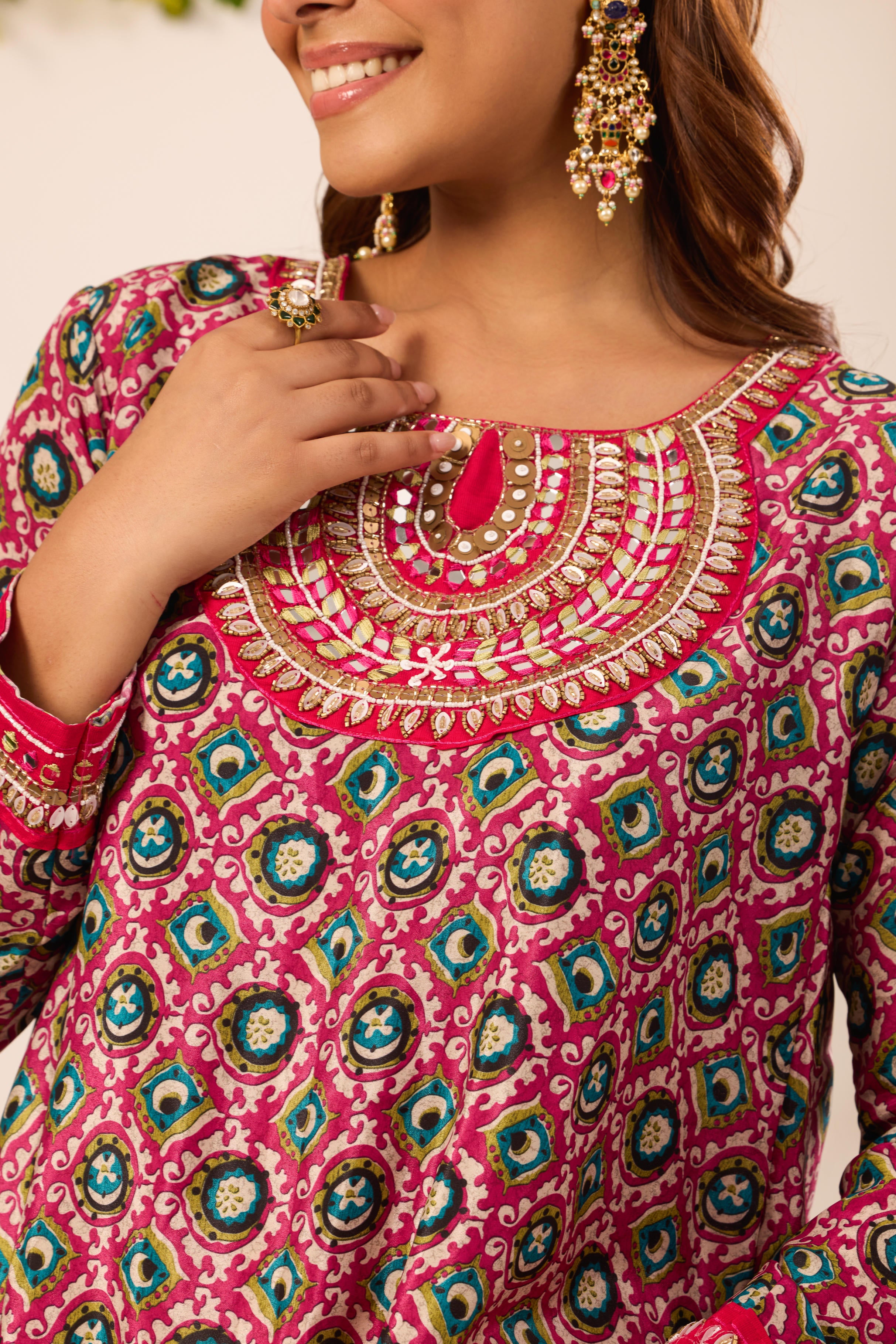 Mastaani Iris Paisley Farshi Set