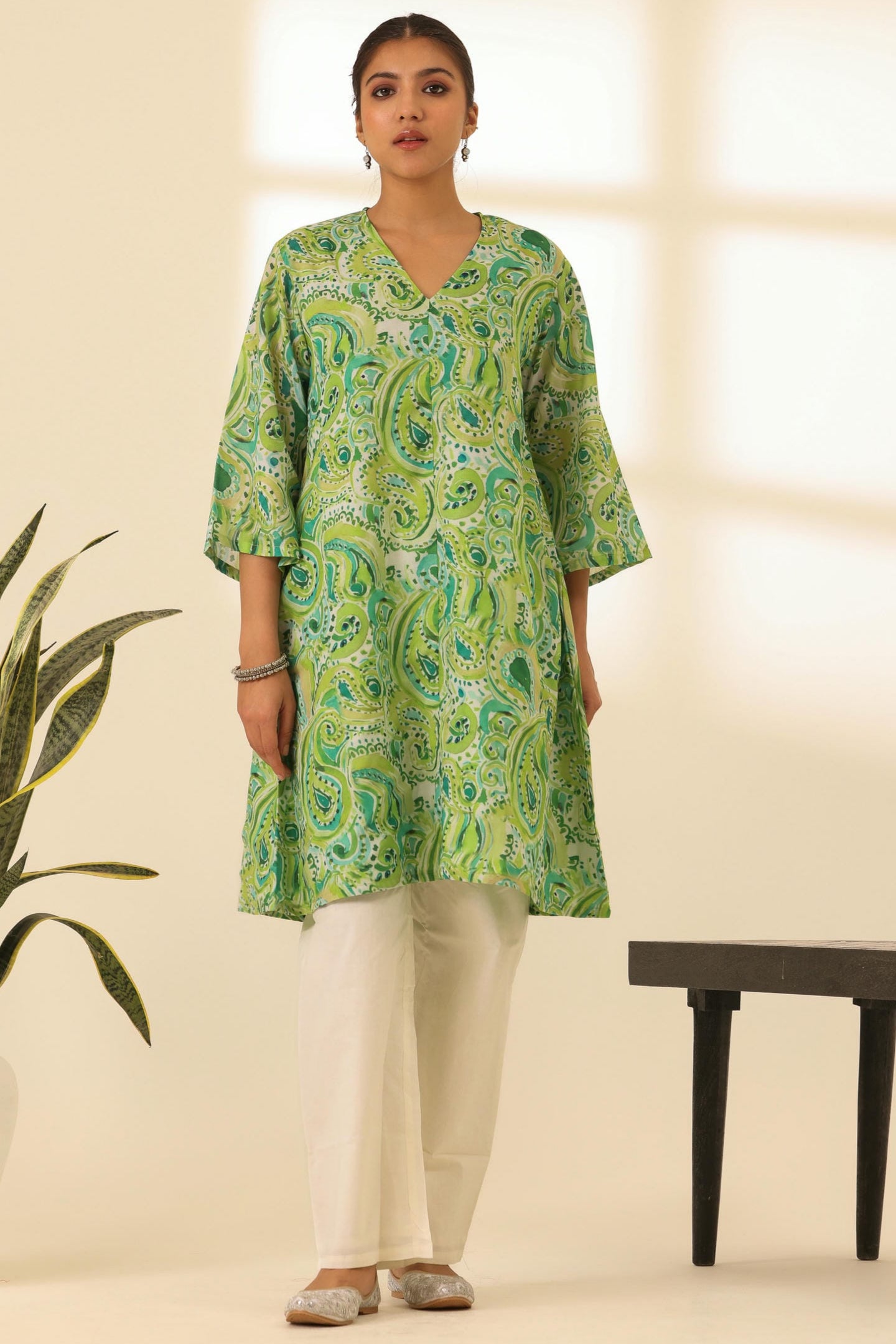 Green rangrez bandhani kurta set