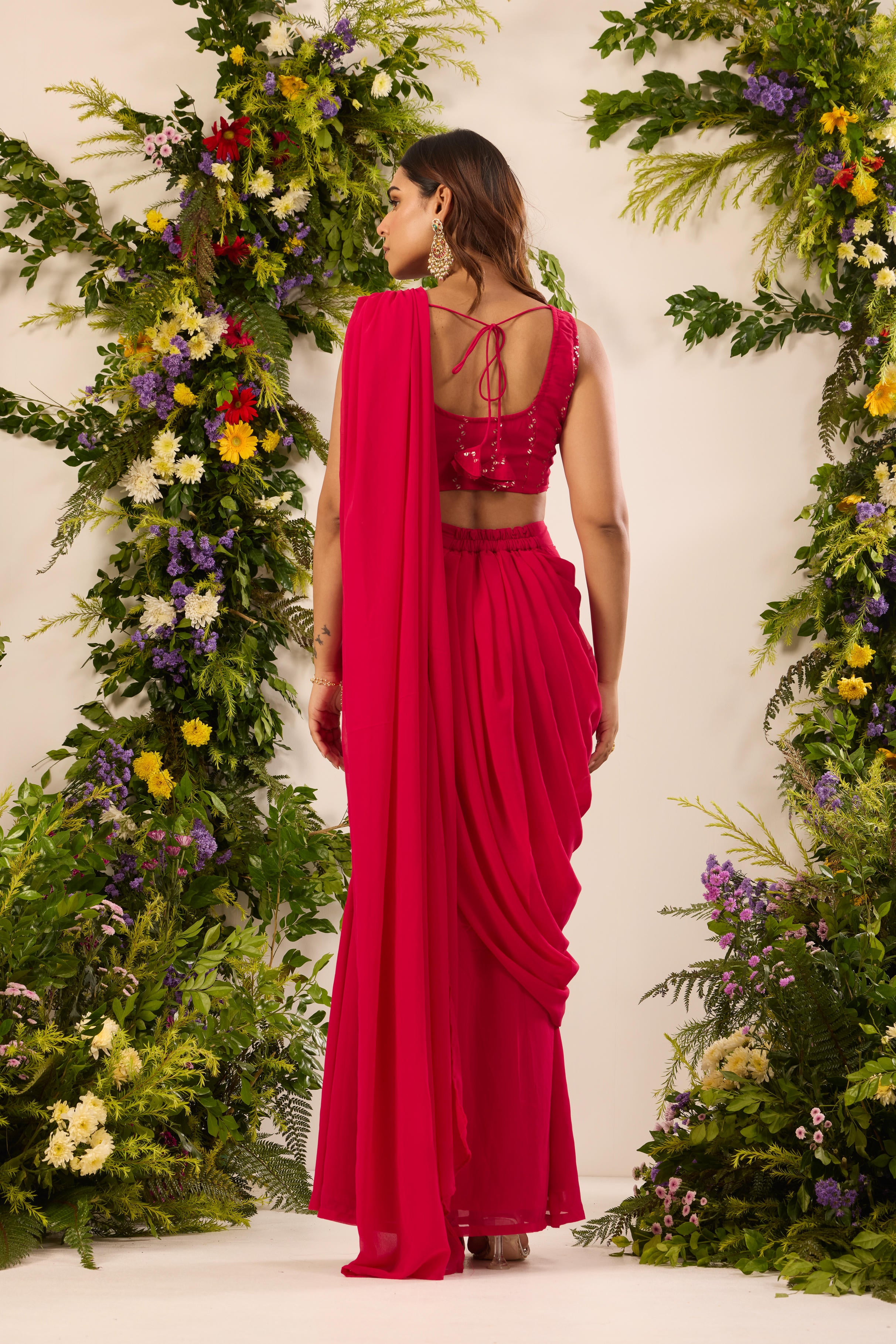 Mastaani Rani Glow Pre Draped Saree Set