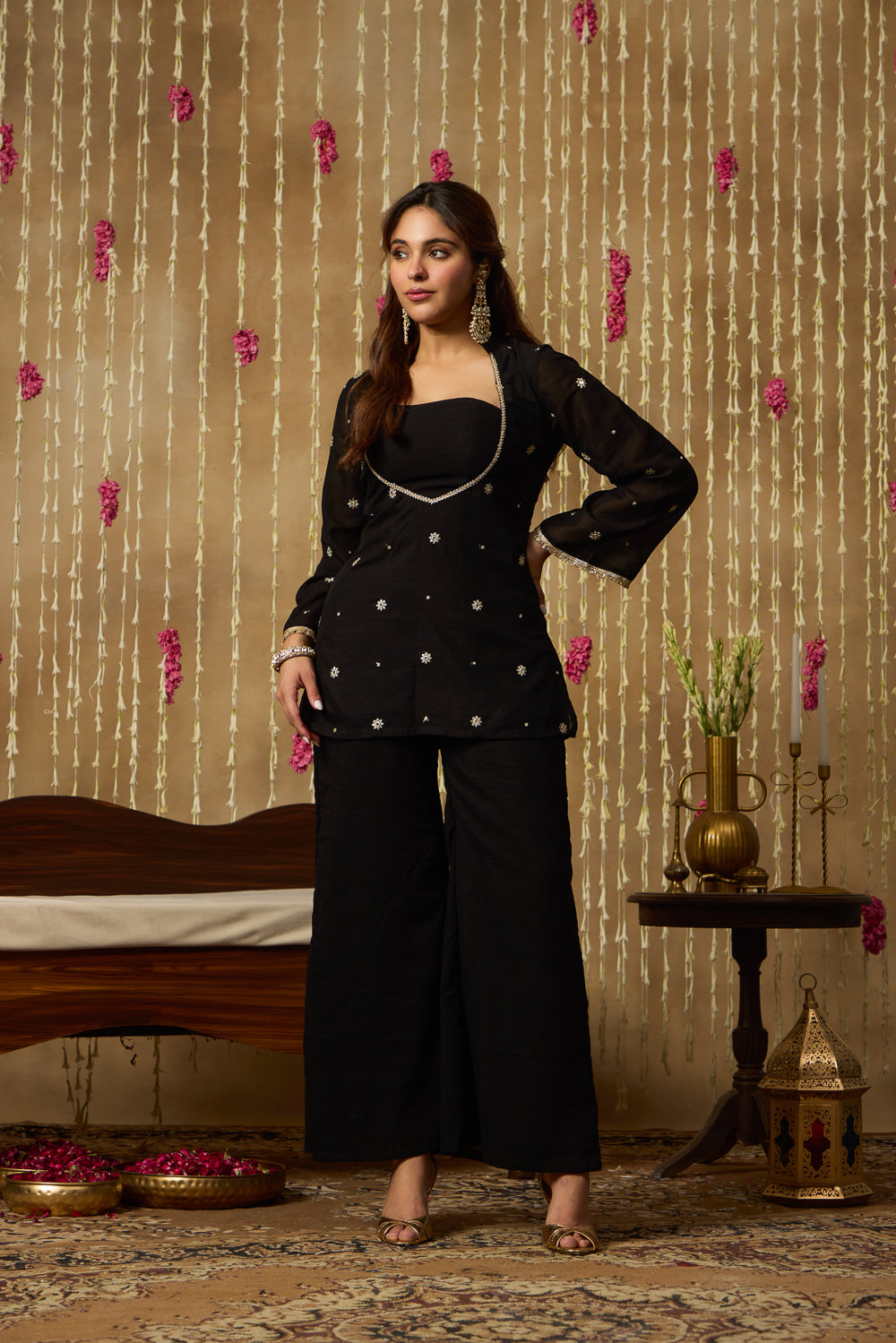 Jhoom Black Star Kurta Set