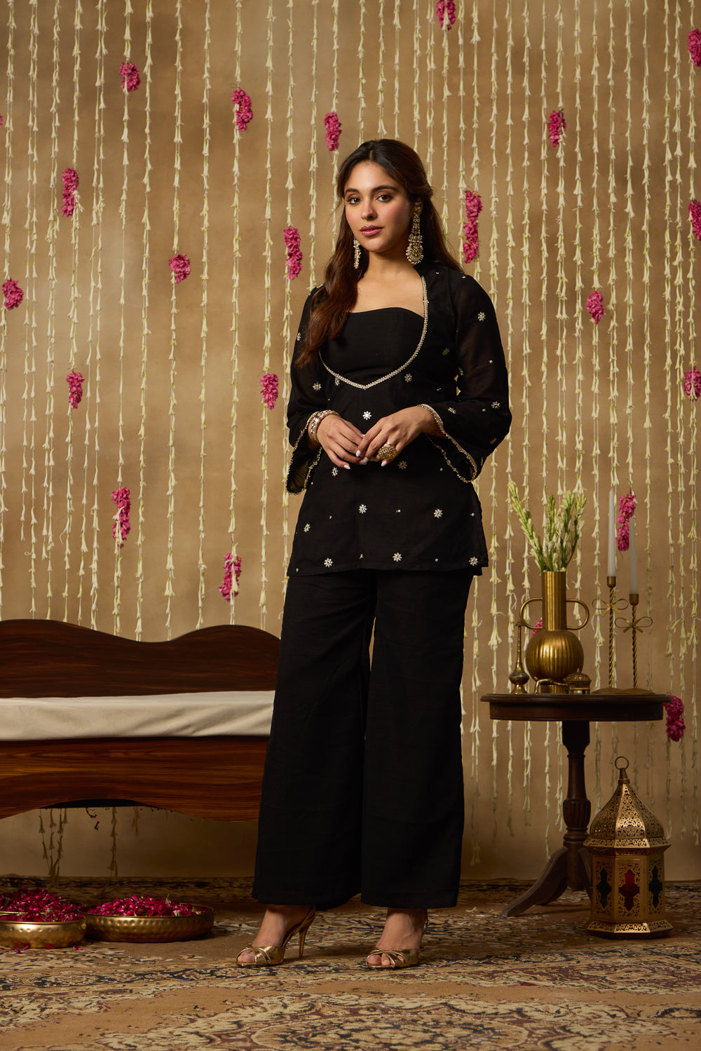 Jhoom Black Star Kurta Set