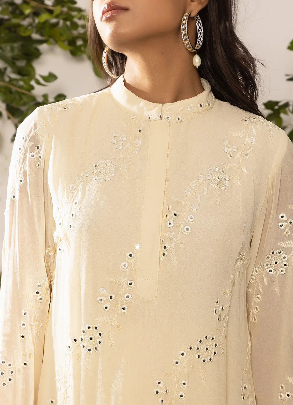 Astoria Ivory Floral Embroidered Kurta
