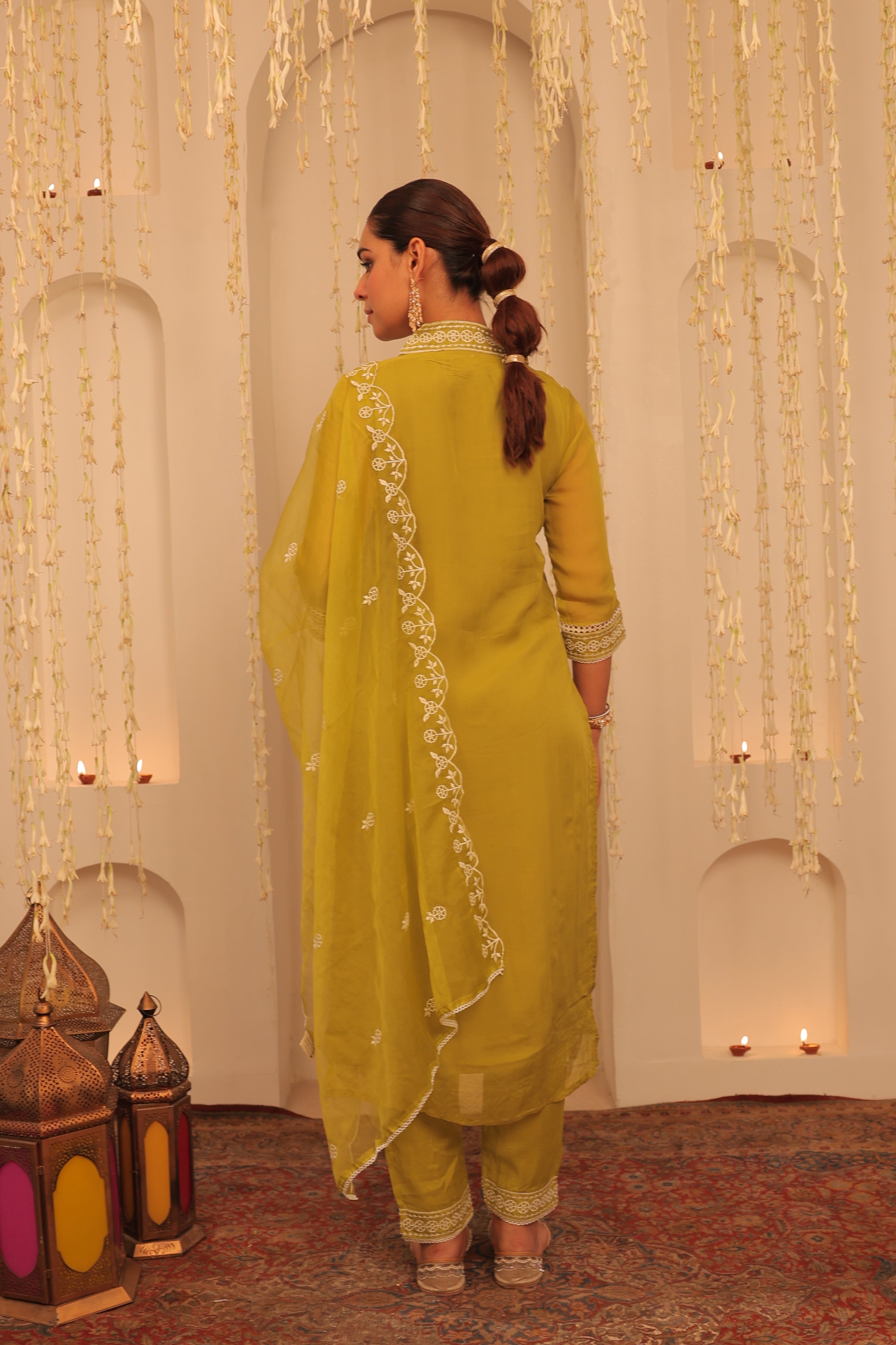 Alaya Mehfil Key Lime Kurta Set