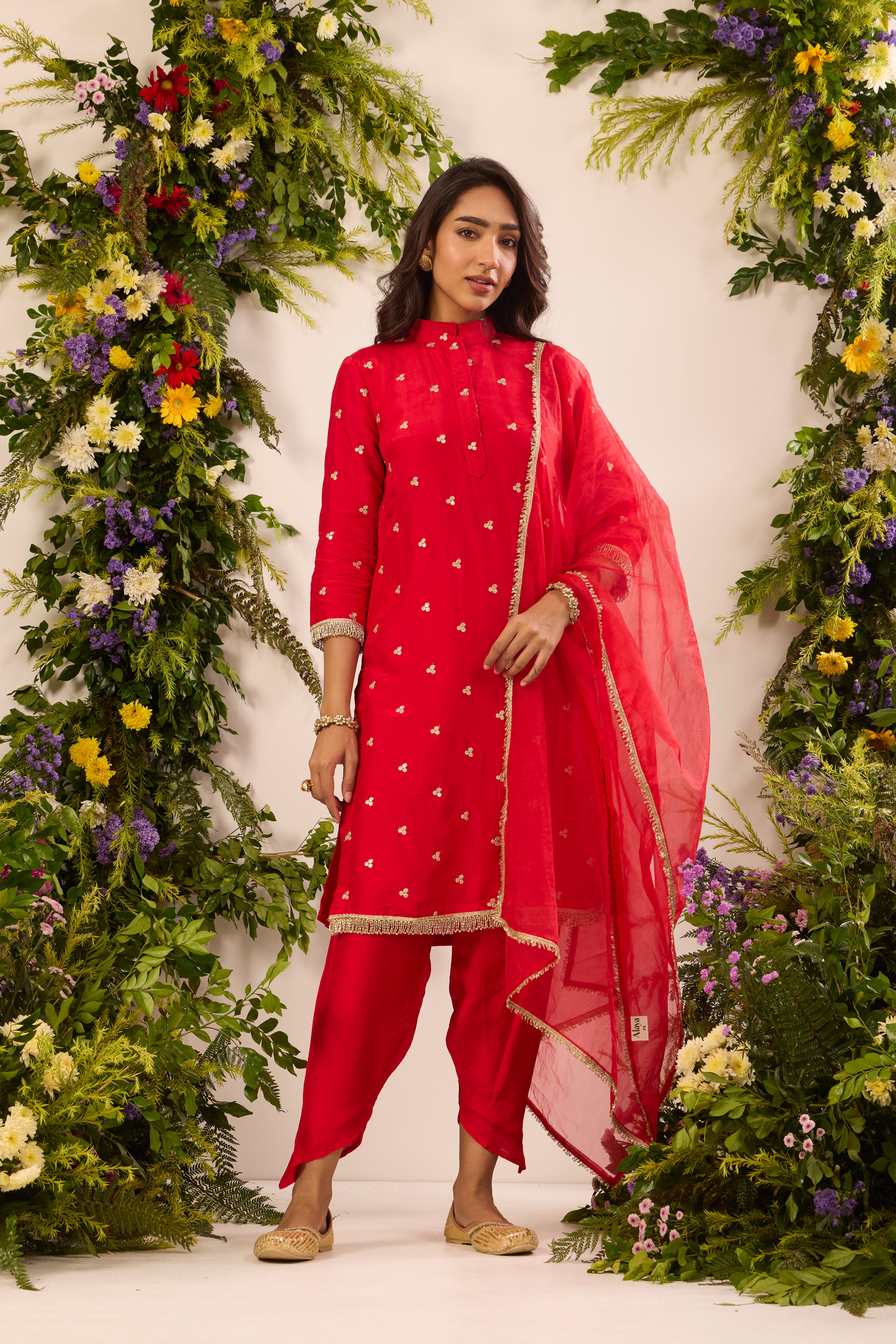 Mastaani Classic Red Kurta Set