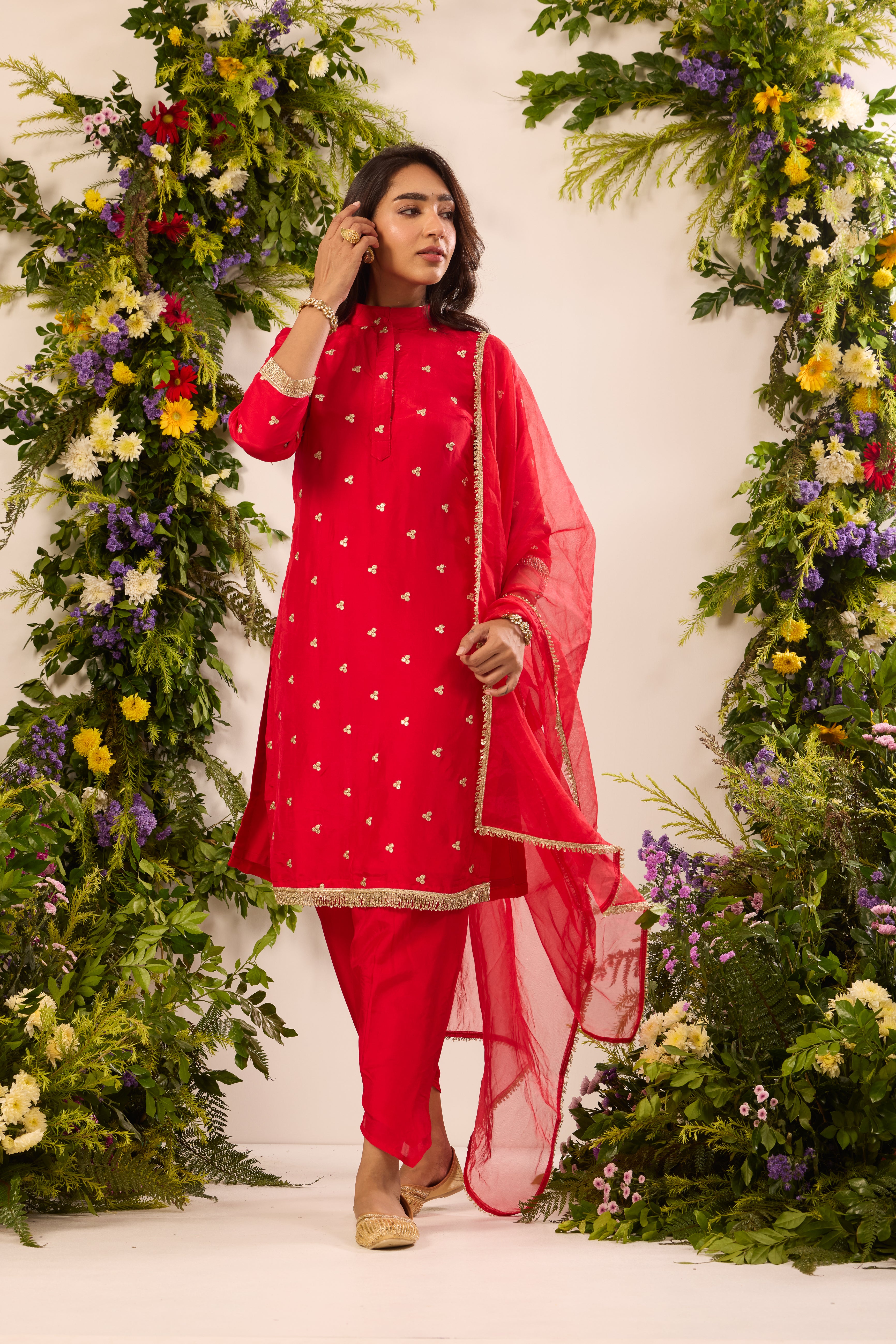 Mastaani Classic Red Kurta Set