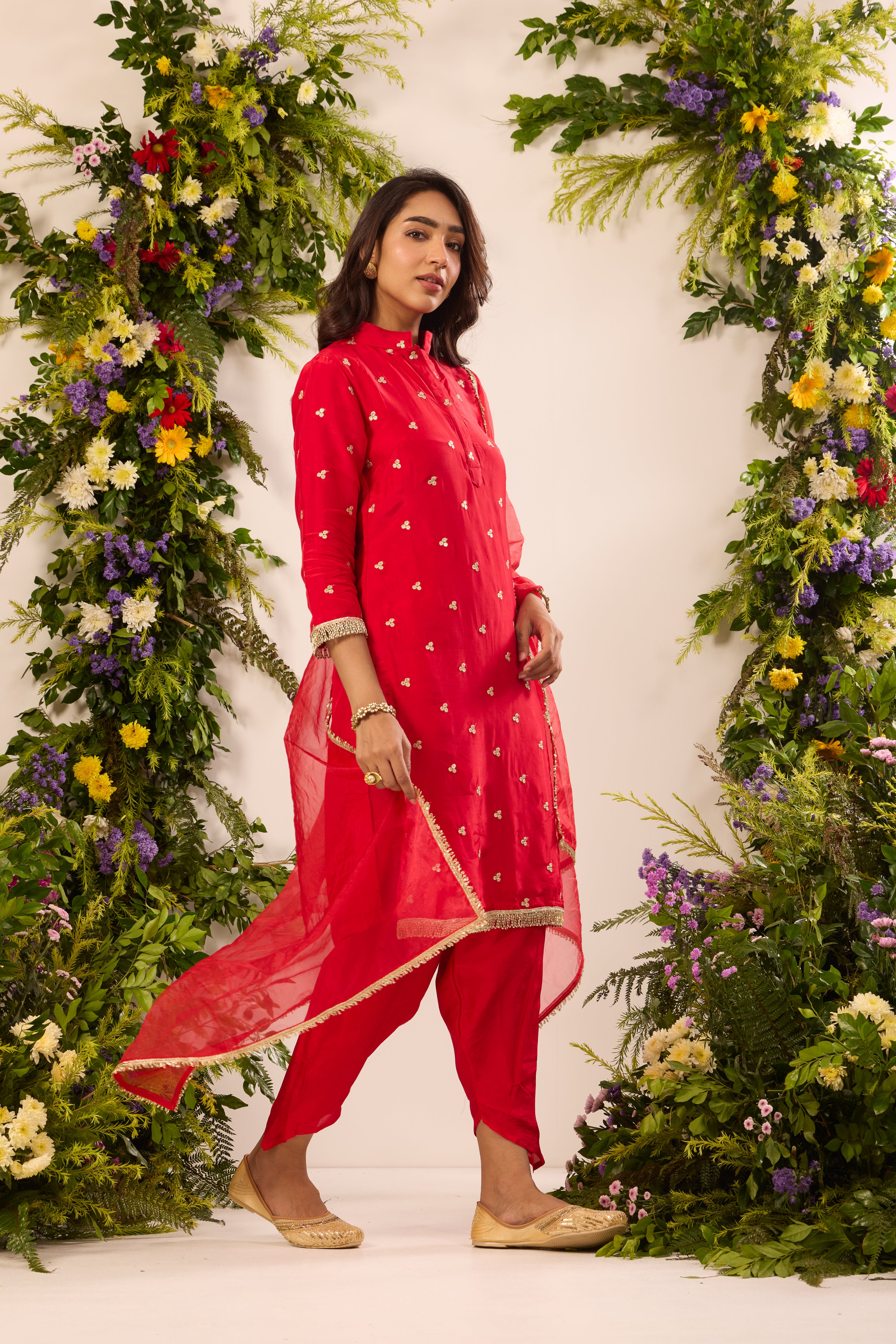 Mastaani Classic Red Kurta Set
