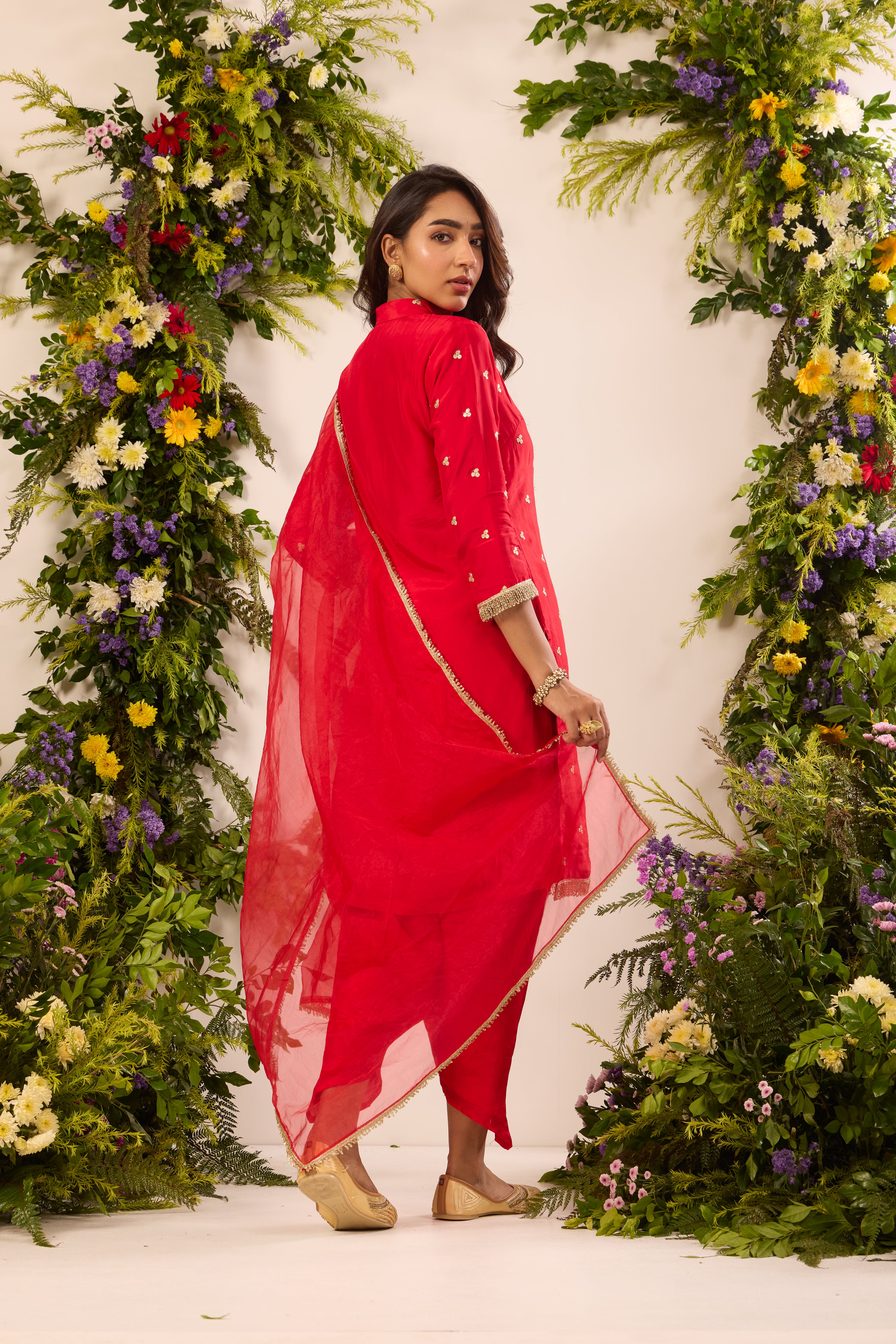 Mastaani Classic Red Kurta Set