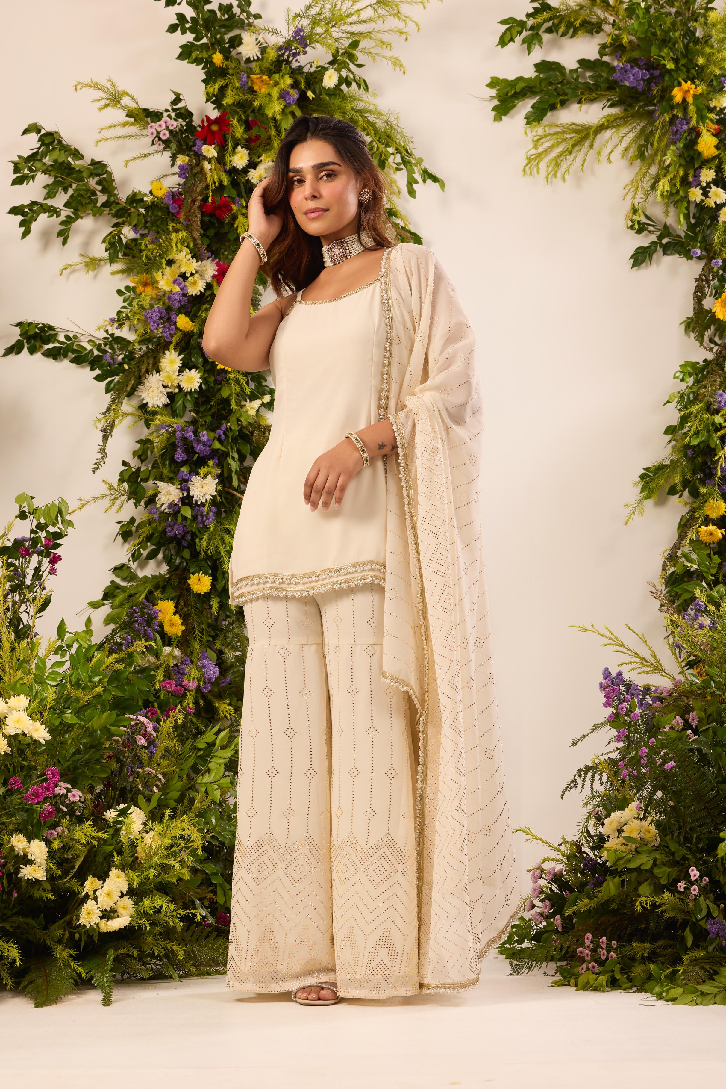 Mastaani Ivory Glow Cami Kurta Set