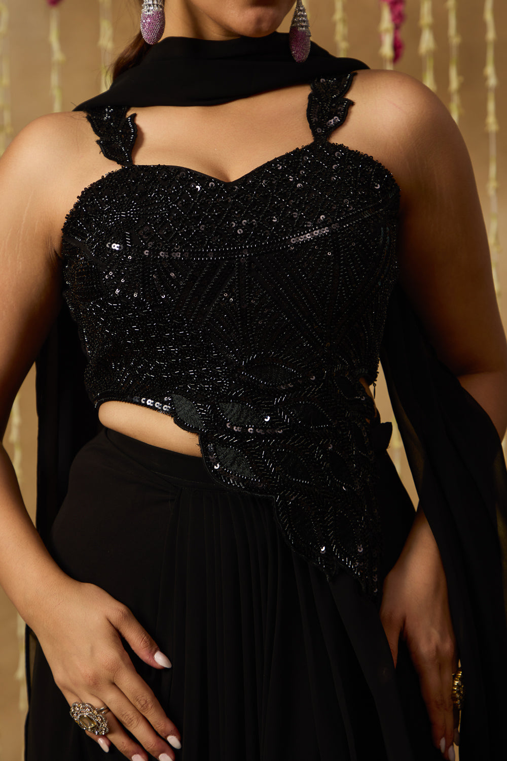 Jhoom Black Asymmetric Fusion Set