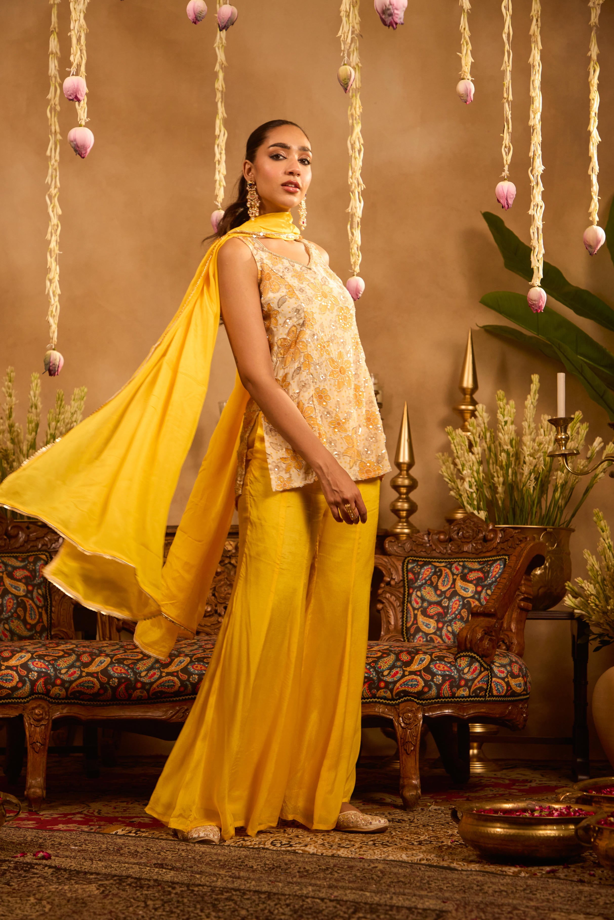 Mastaani Haldi Bloom Embroidered Kurta Set