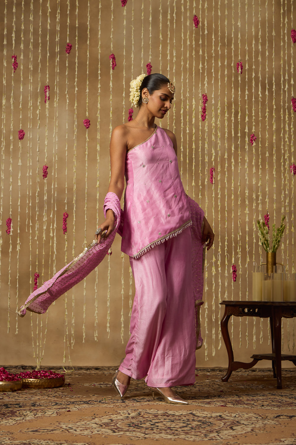 Jhoom Pink Pearl kurta Set