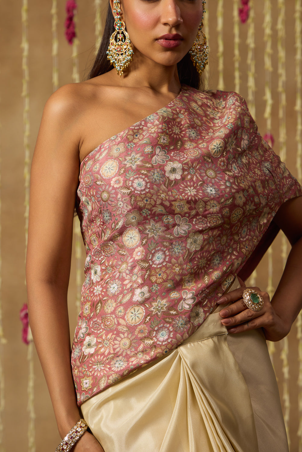 Jhoom Vintage Rose Drape Set