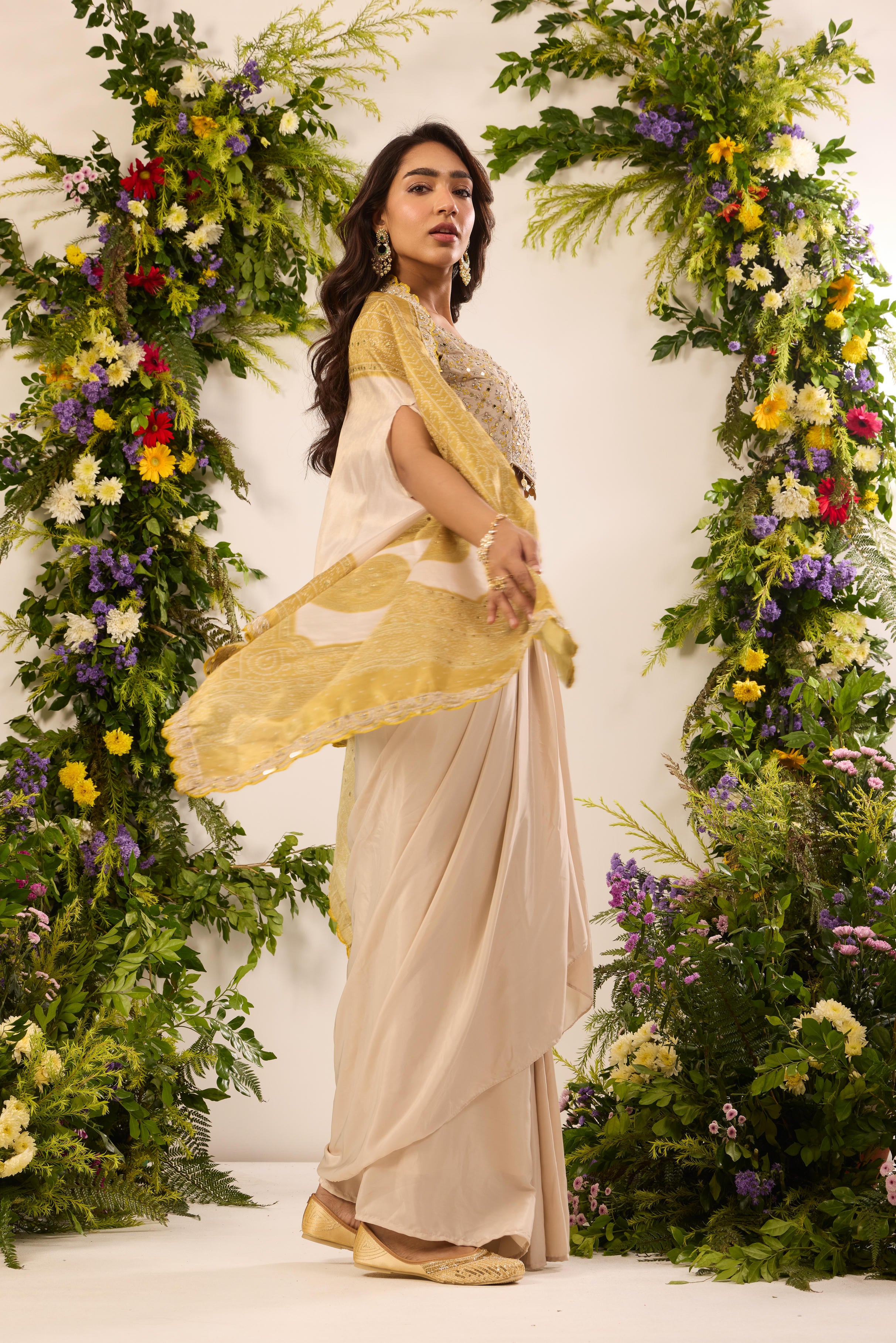 Mastaani Pearl Fern Cape Set