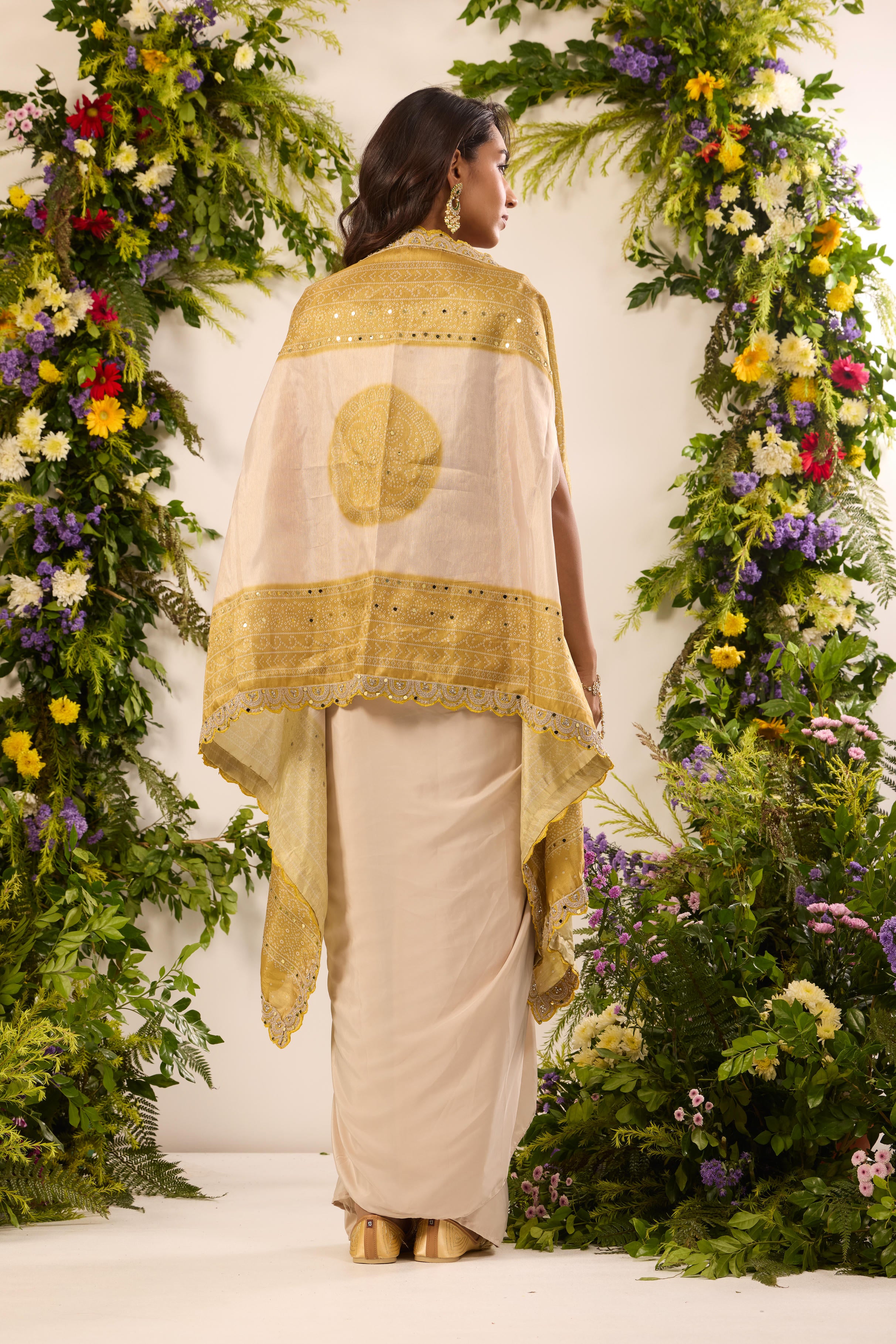 Mastaani Pearl Fern Cape Set