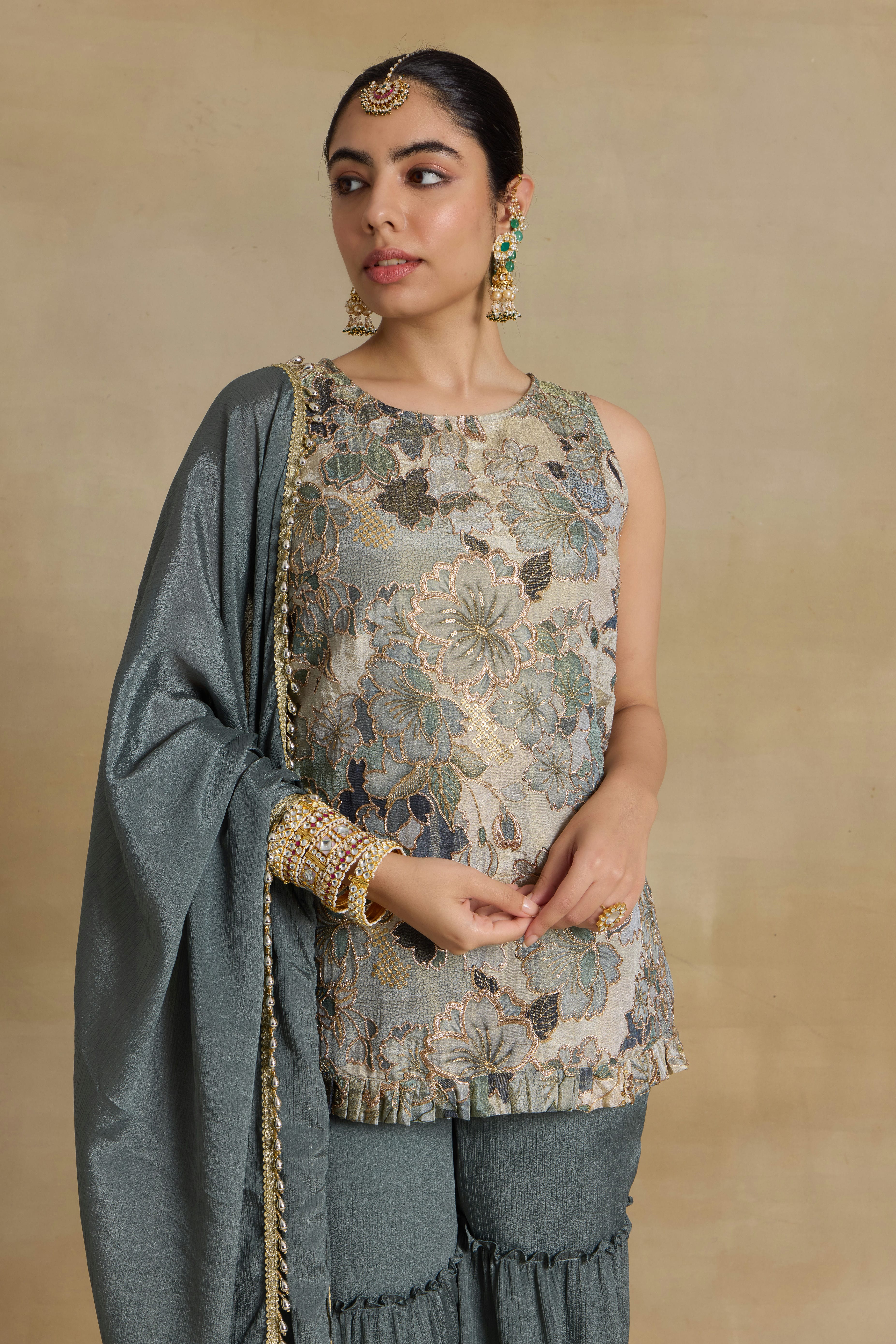 Alaya Noor Desi Glam Kurta Set