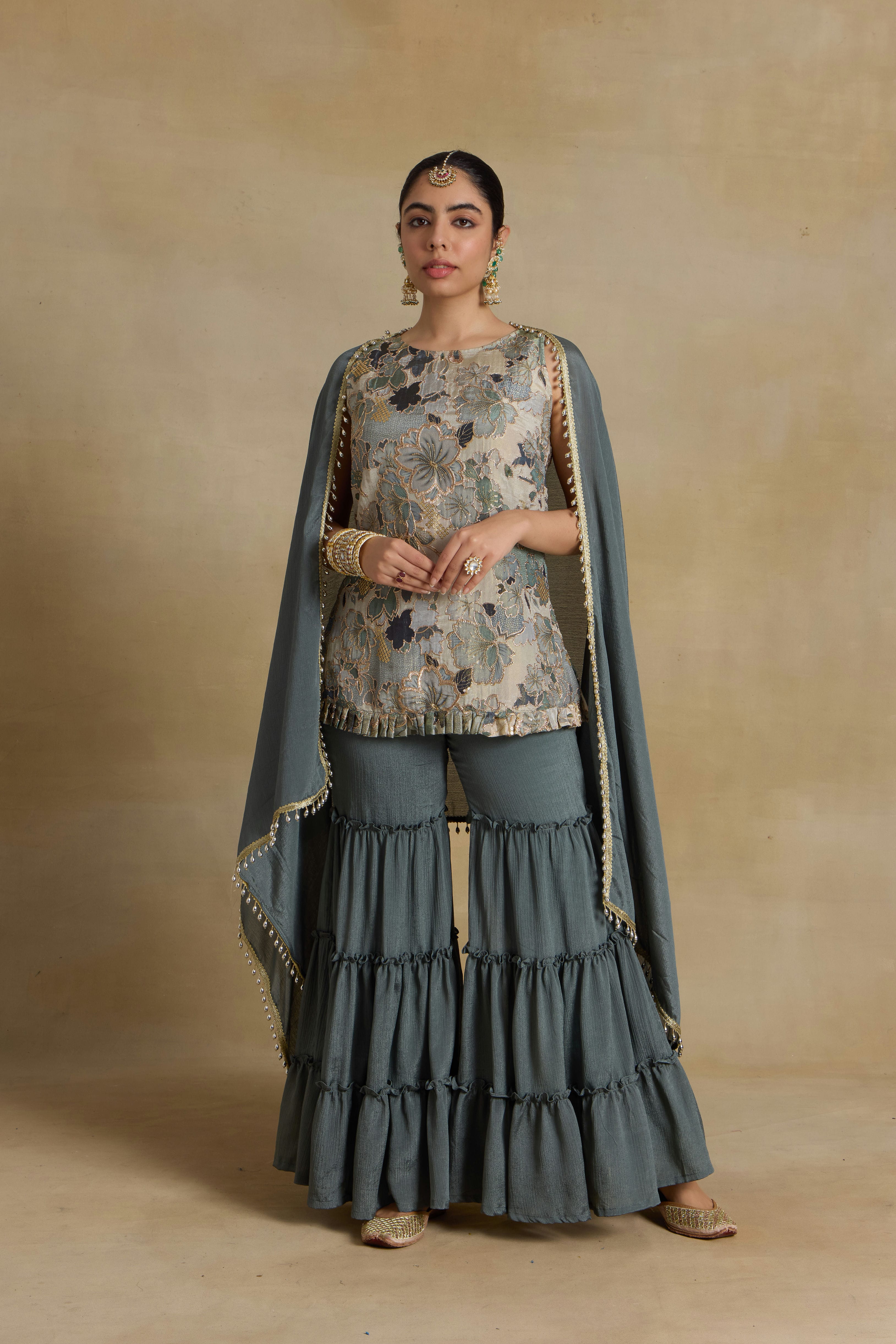 Alaya Noor Desi Glam Kurta Set