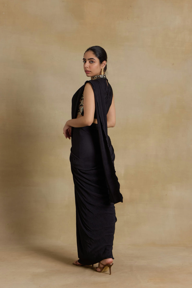 Alaya Noor Black Ready To Wear Sari Pleated Sari Set