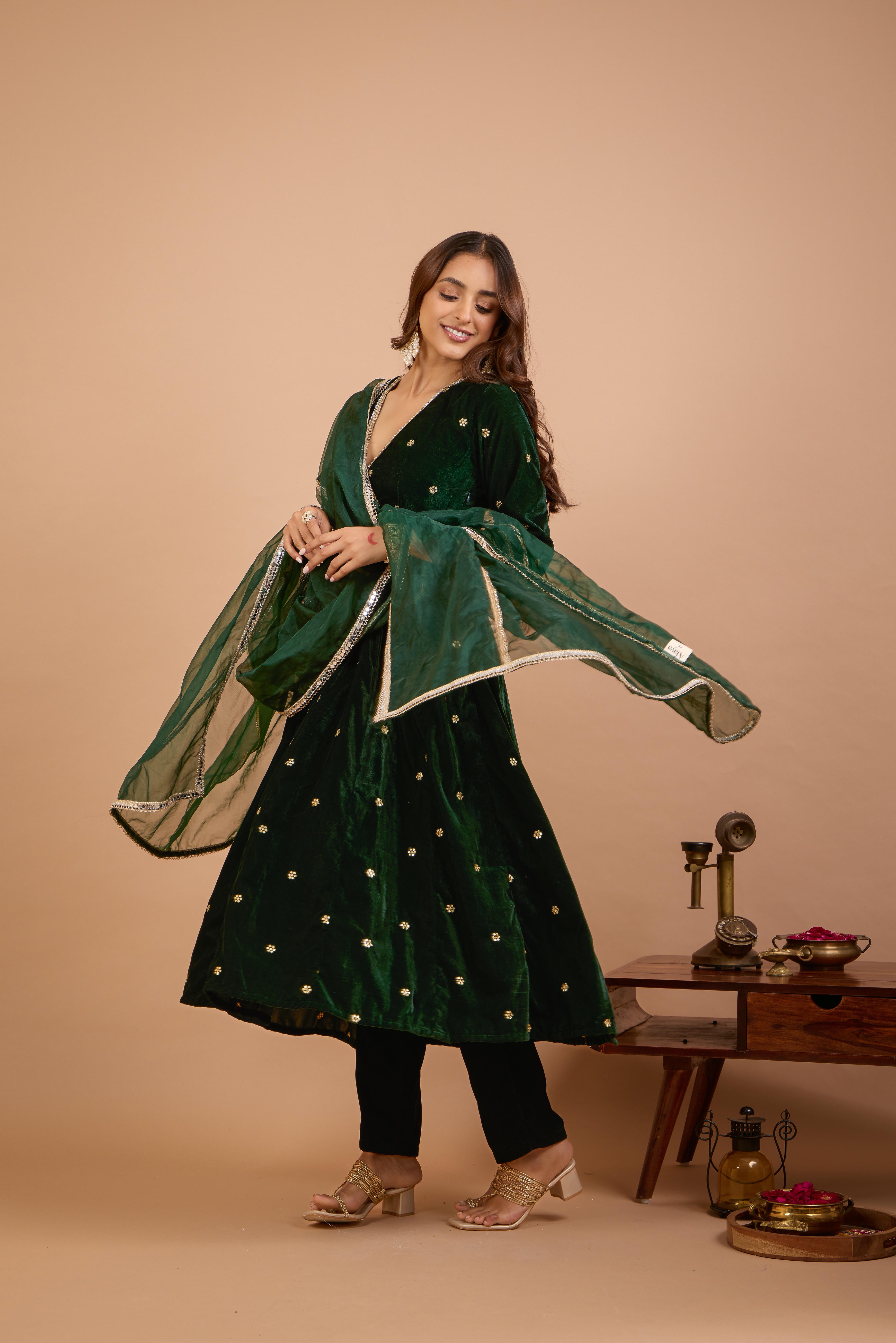 Alaya Jugni Emerald Glow Velvet Anarkali Set