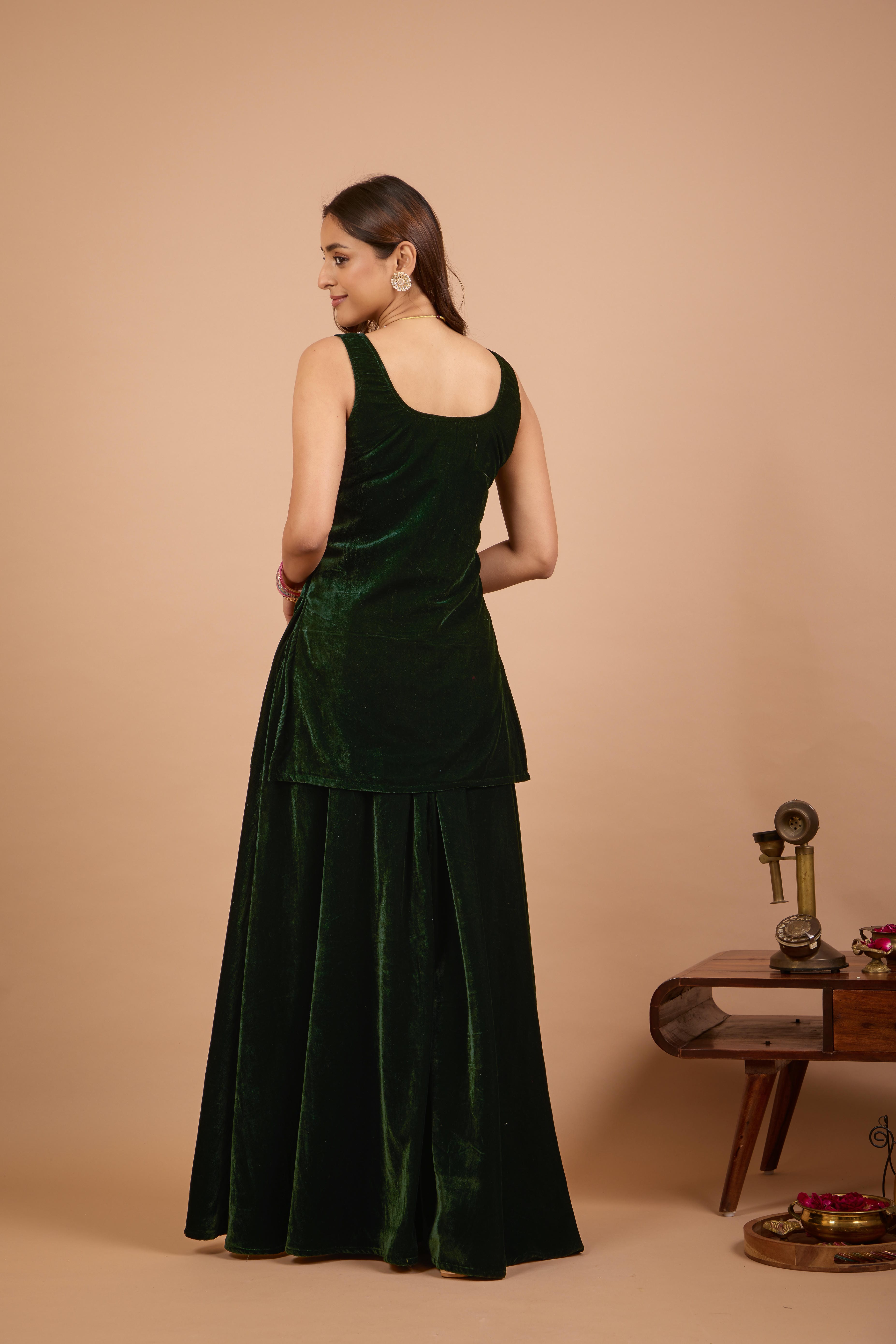 Alaya Jugni Emerald Luxe Velvet Cami Kurta Set