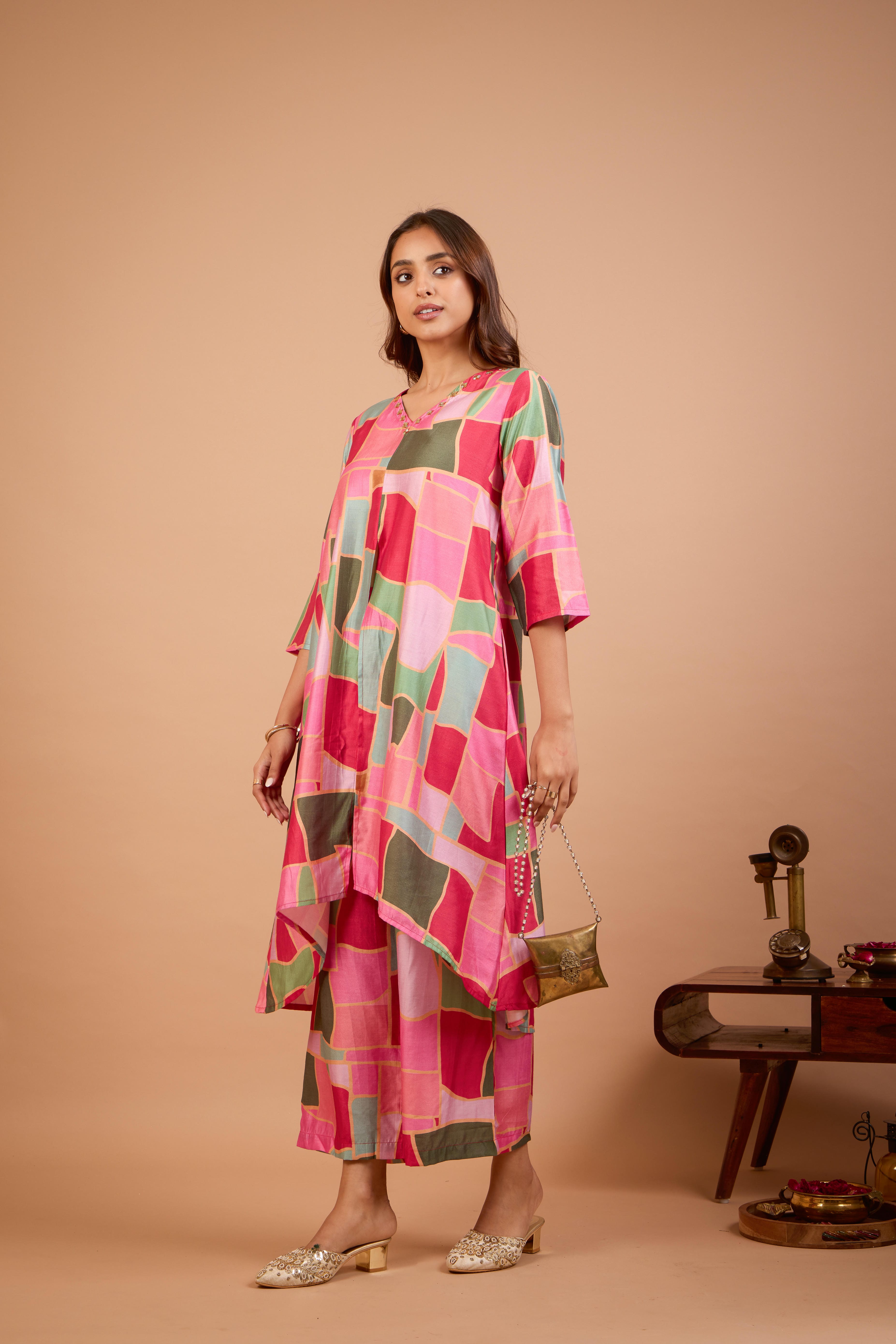 Alaya Jugni Multicolour Kurta Set