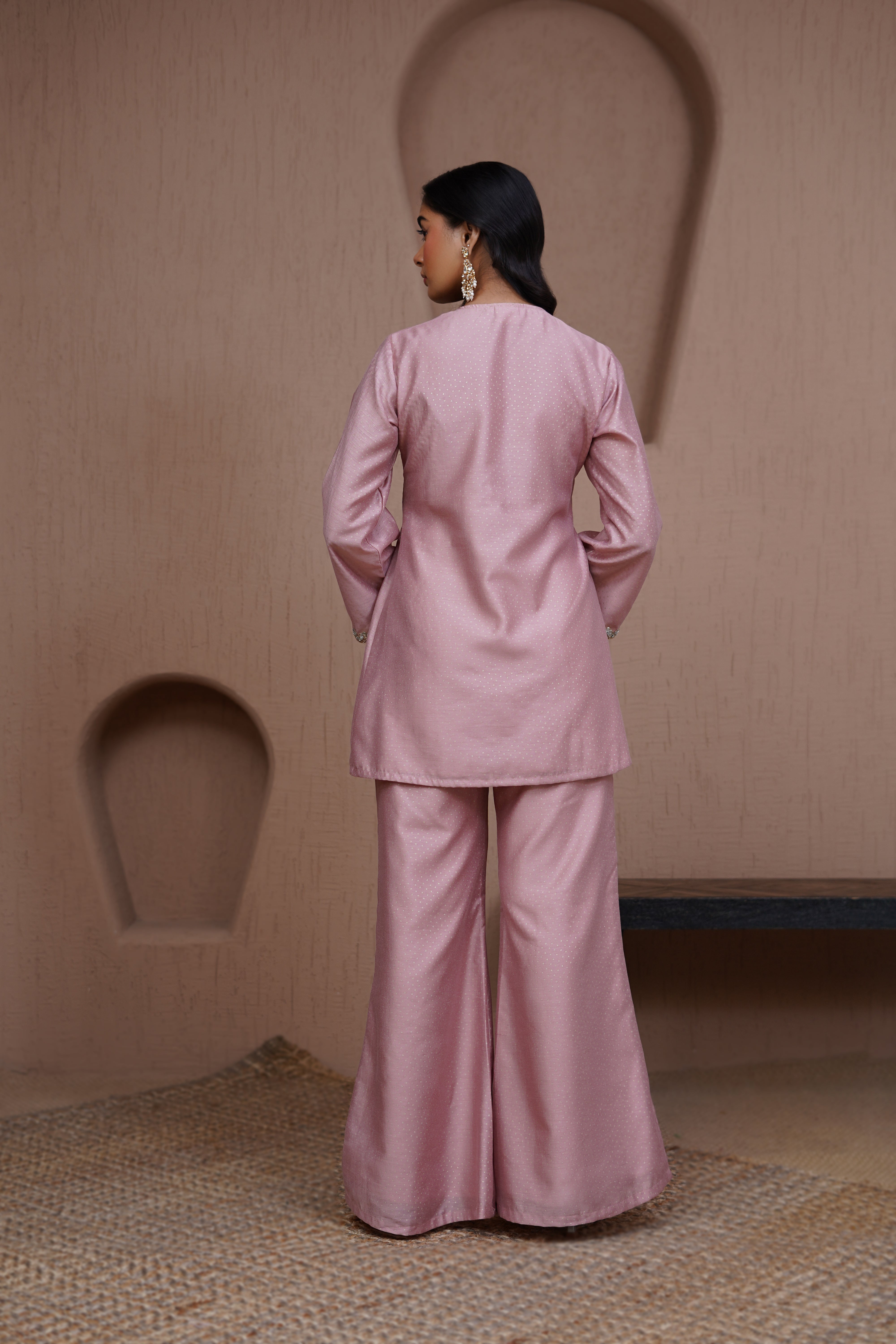 Alaya Resham Pink V-Neck Kurta Set