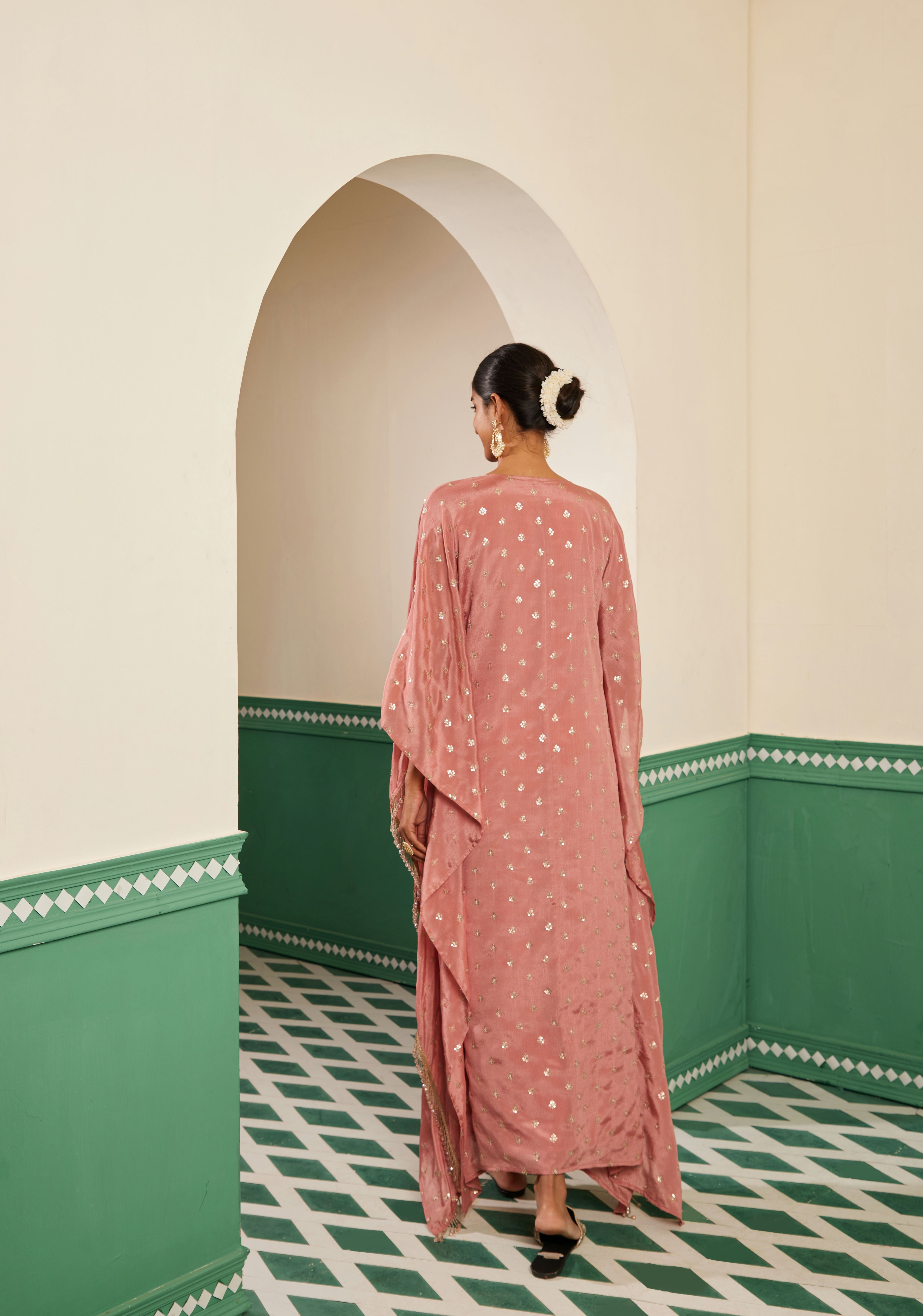 Sajda Onion Pink Embroidered Kaftan