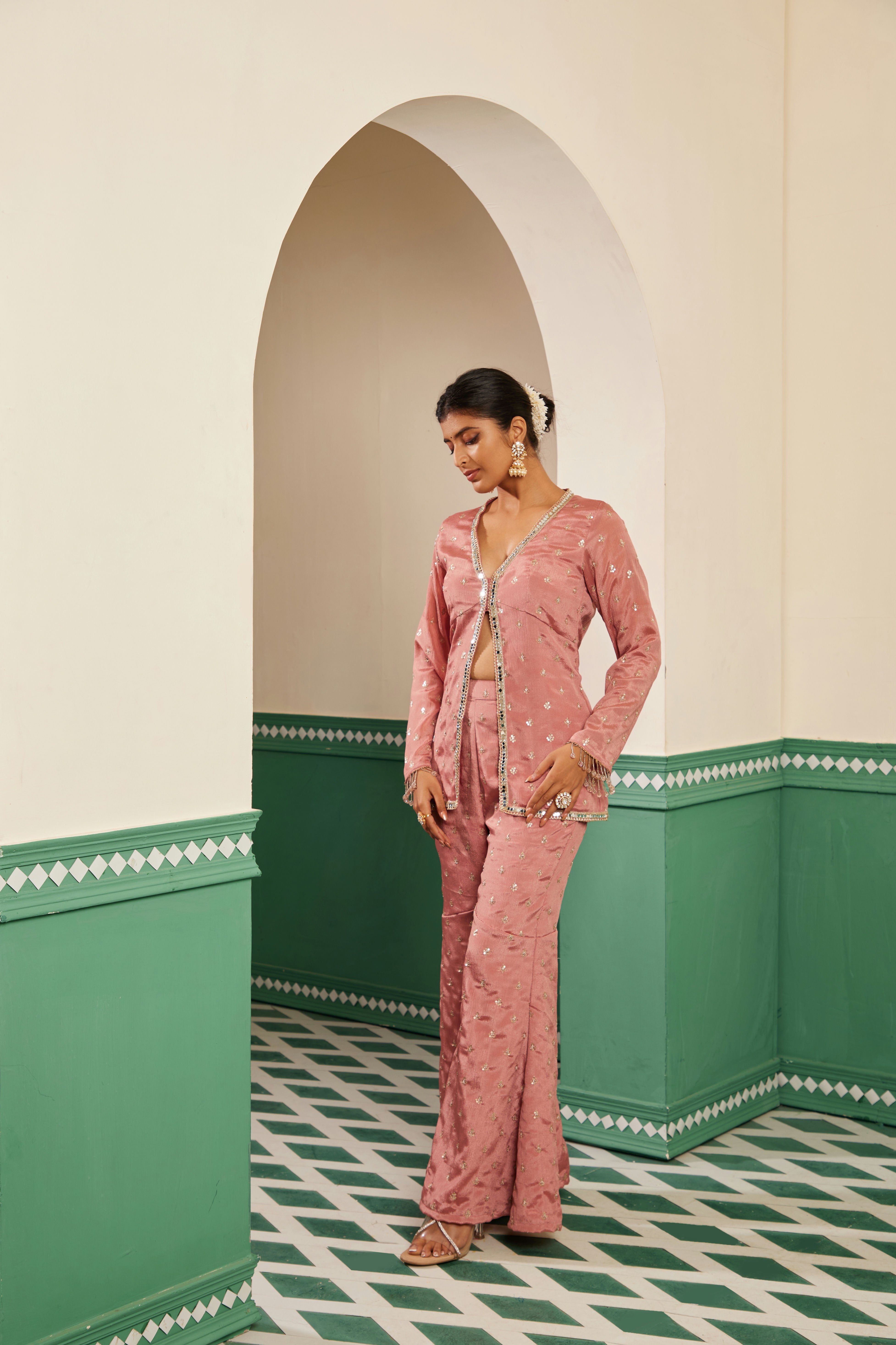 Sajda Onion Pink Embroidered Front Slit Kurta