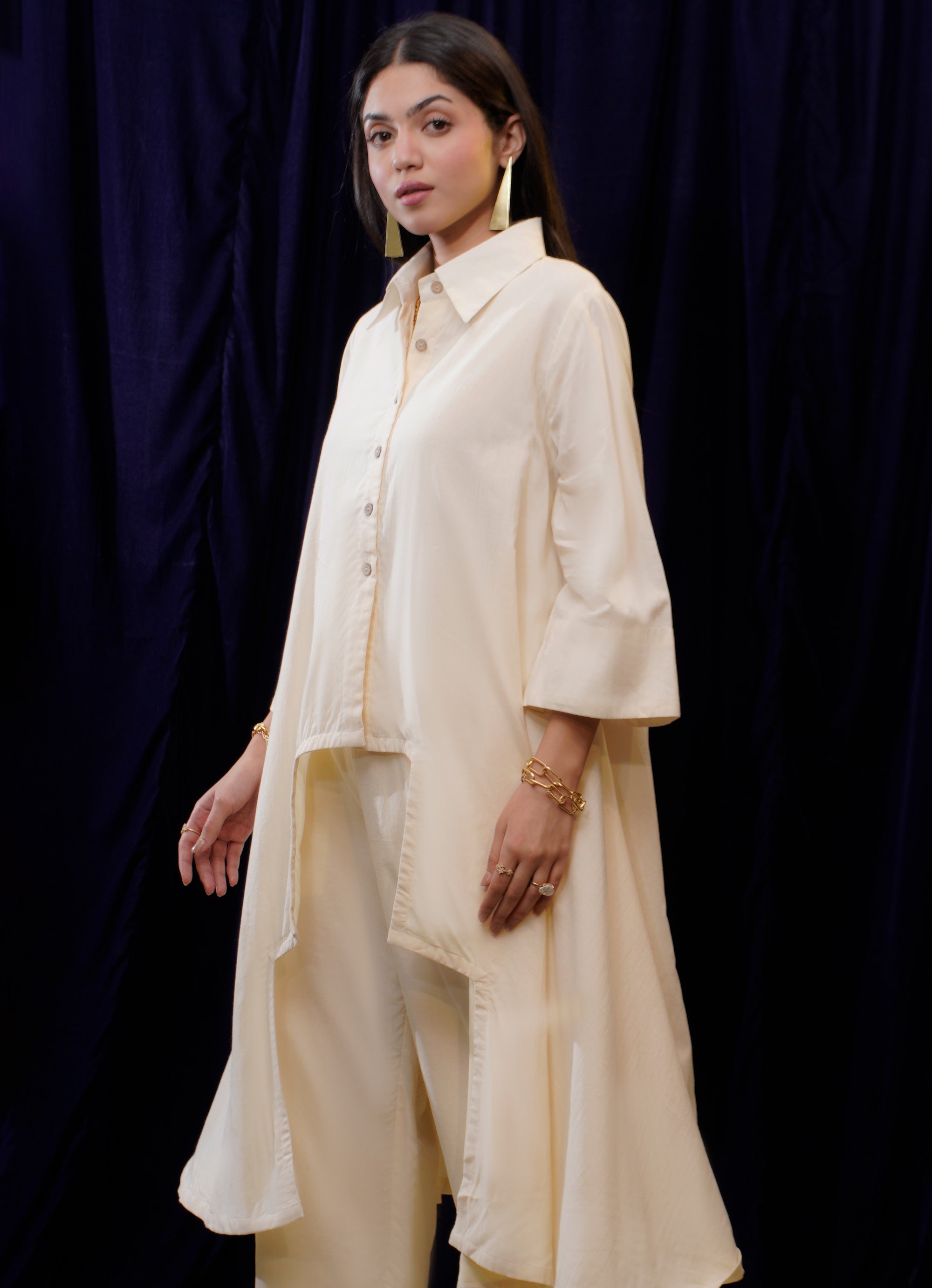 Suhana Off White Asymmetric Shirt