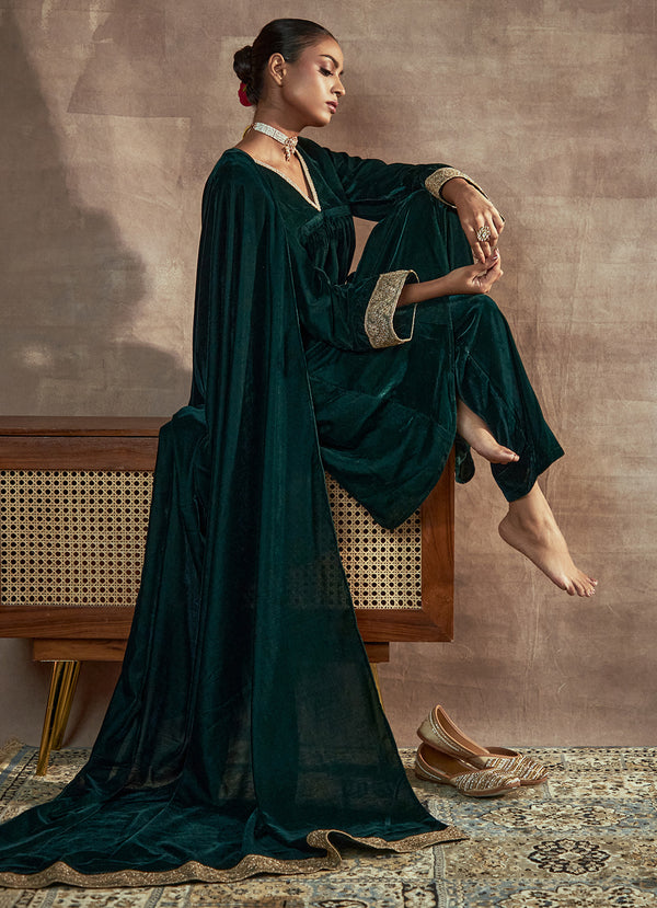 Nayaab Emerald Embroidered Lace Full Dupatta