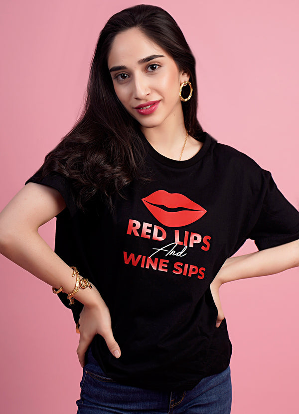 "Red Lips & Wine Sips" Tee - Alaya by Stage3